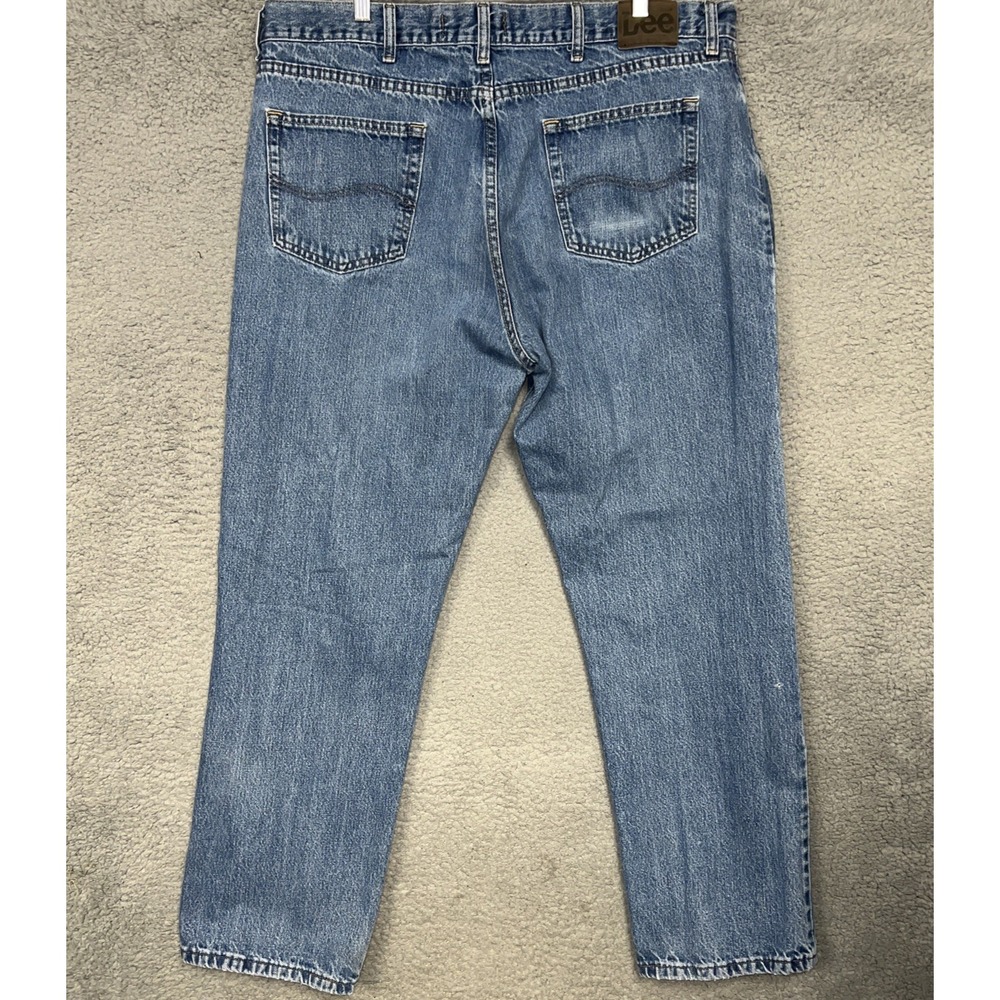 VTG Lee Jeans Men's 42 x 32 Light Blue Wash Denim Regular Fit Straight Leg Pants